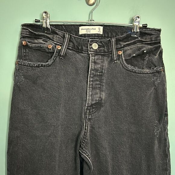 Abercrombie The Dad High Rise Distressed Jeans - Picture 4 of 10
